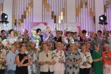 Jubileusz 15 – lecia Stowarzyszenia Amazonek ” Stokrotka”