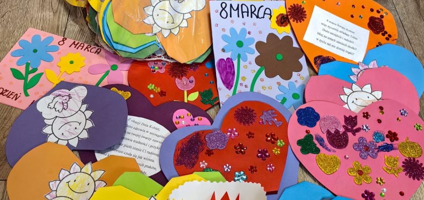 Dzień Kobiet – Przedszkole Miejskie nr 4